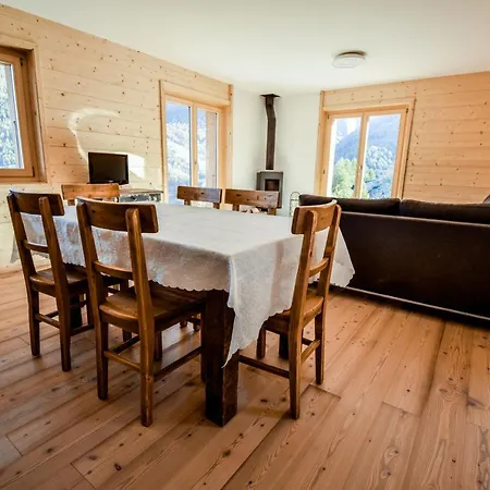 Chalet Le Cerf - Newly Build - Wow Views! * לה צומאז